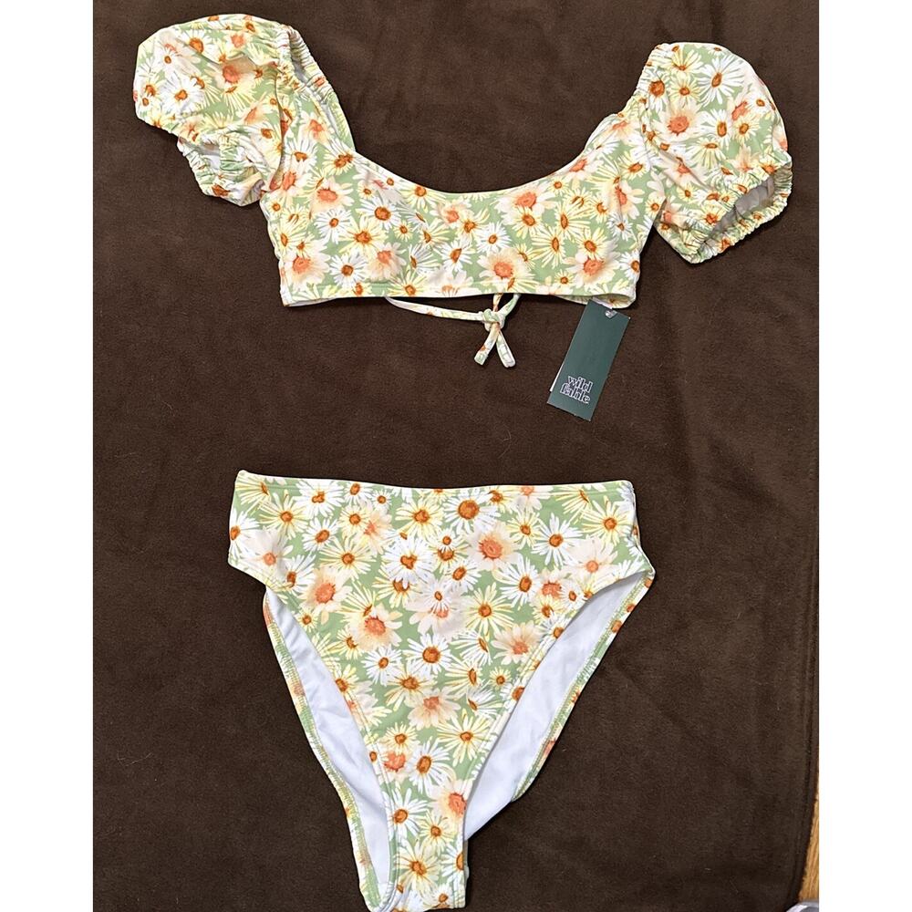 Puff Sleeve Bikini Top and Bottom Set - Wild Fable Green Daisy Print Size XS